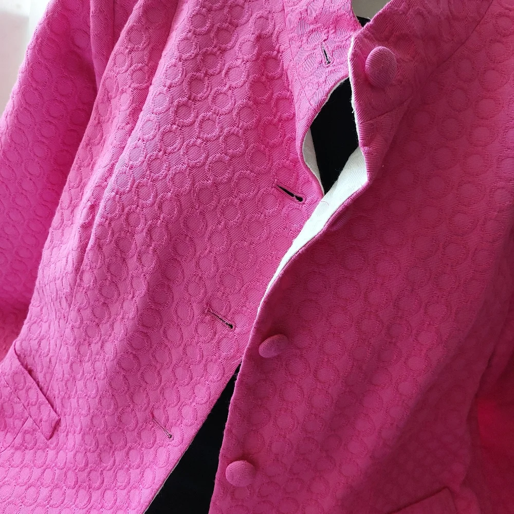 Linea Jacket. 2X - Picture 2 of 10